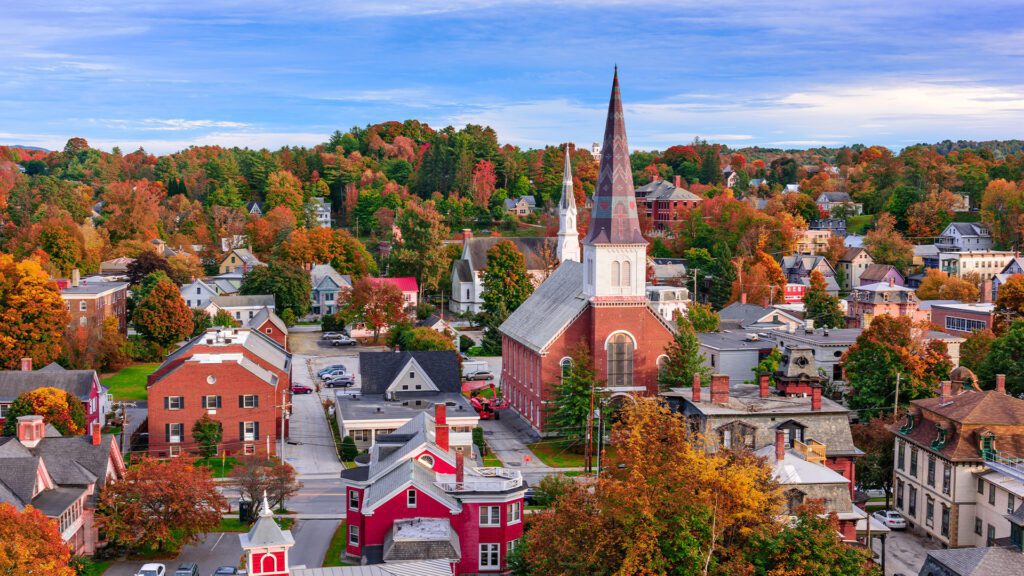 11 Charming Small Towns to Retire in America